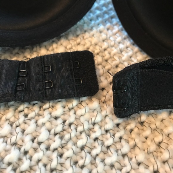 Strapless bra, size 36C. No straps included. - Picture 3 of 4